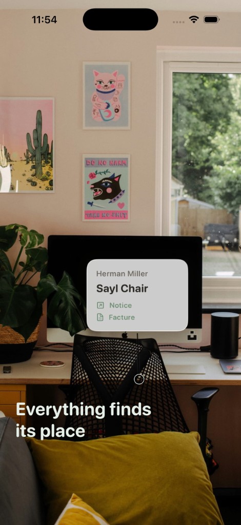 Domory identifying a Sayl Chair in a home office